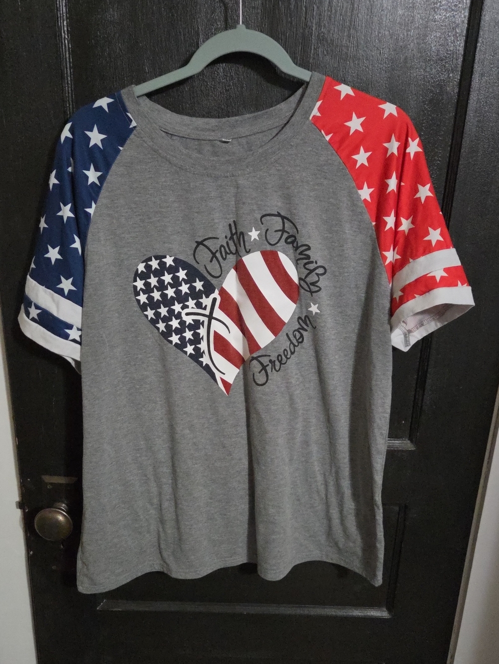 Gray Short-Sleeve Patriotic Heart Tee with Red & Blue Star Raglan Sleeves